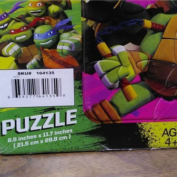 Teenage Mutant Ninja Turtles puzzle 16 pc Age 4+ - Picture 2 of 3
